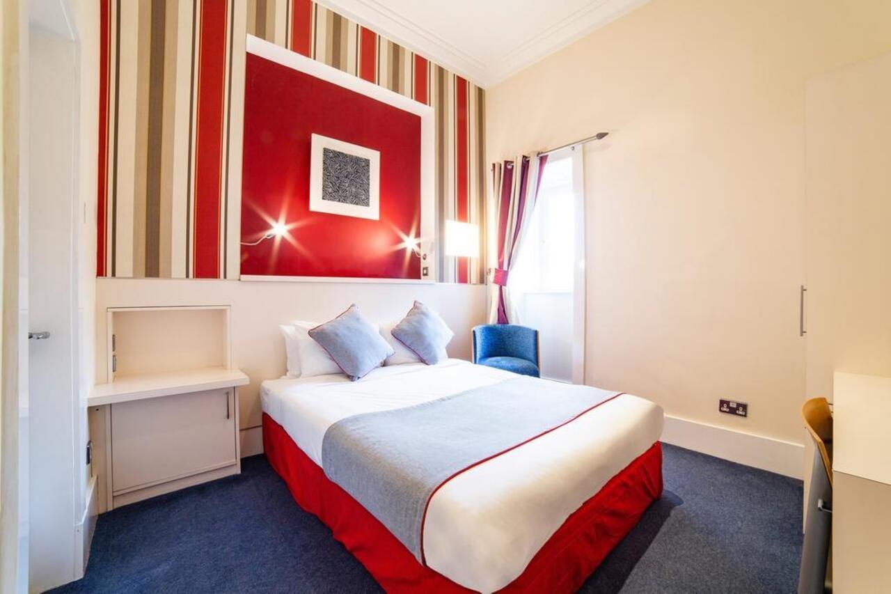 Hotel Redstone 3*