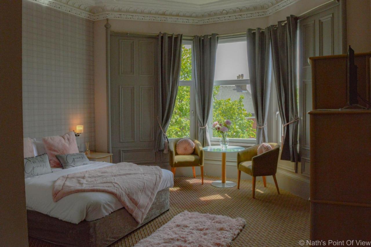 Redstone 3* Uddingston
