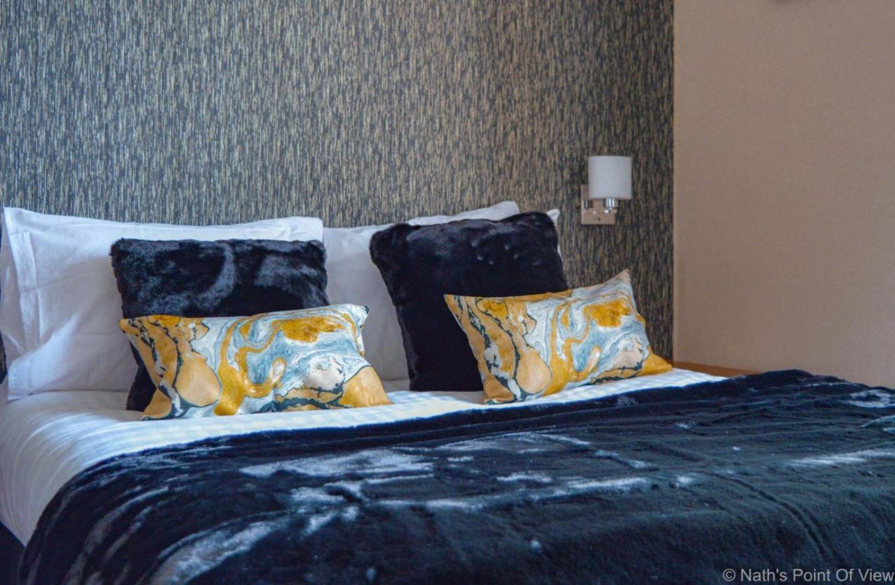 Redstone Hotel 3*
