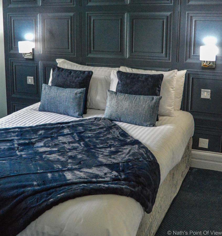 Redstone Hotel 3*